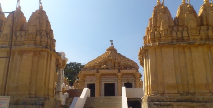 Shree Nakoda Avati 108 Parshwanth Jain Temple One Day Trip to  Chikkaballapur