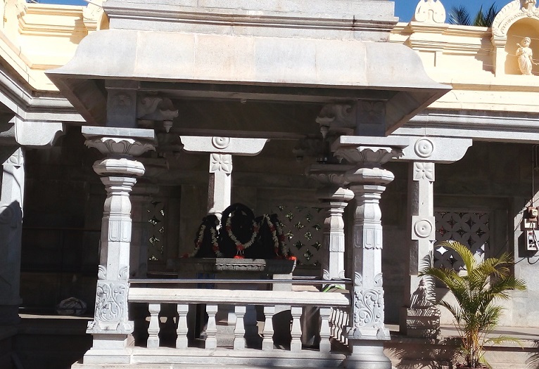 Anjaneya temple Chikkabalapur