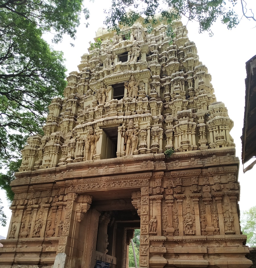 Someshwara temple entrance - weekend trip from Bangalore