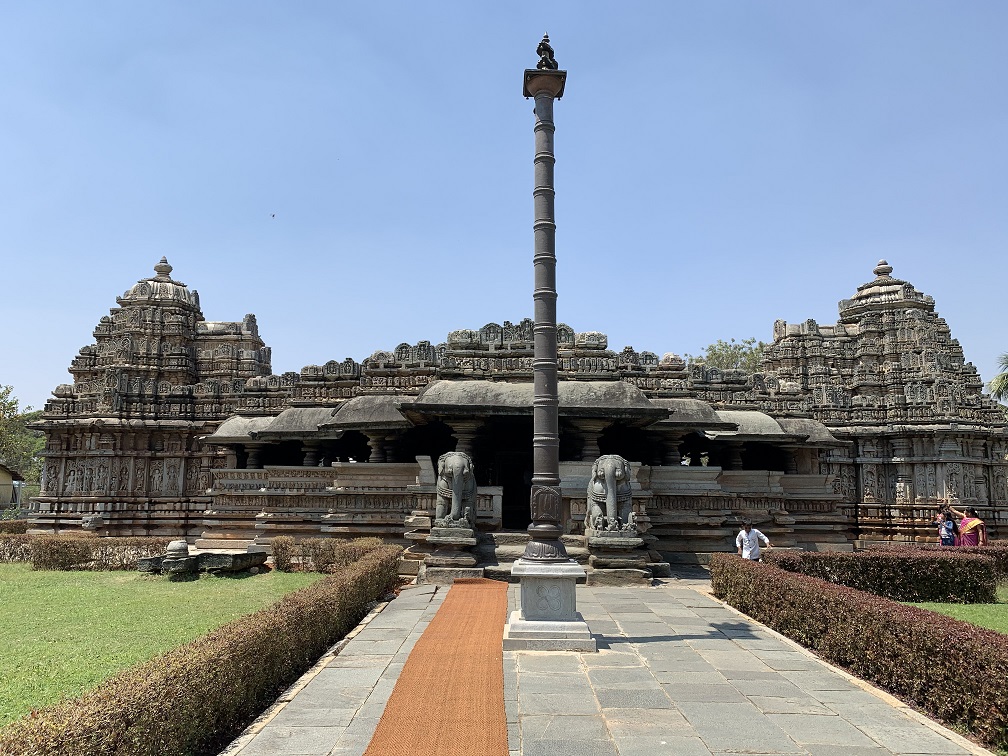 Veera Narayana temple Belvadi